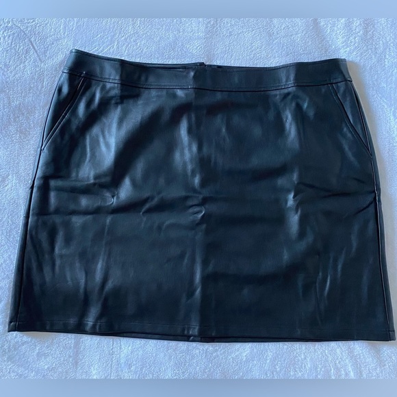 LOFT Dresses & Skirts - Loft Plus Black Faux Leather Skirt Size 20 Plus